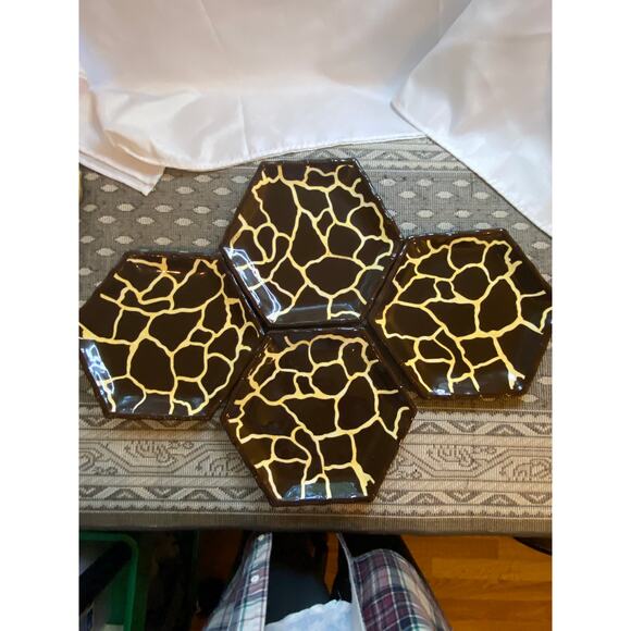Roscher Giraffe Collection Octagon 9” Dinner Plate Dishwasher & Microwave Safe - Picture 11 of 13